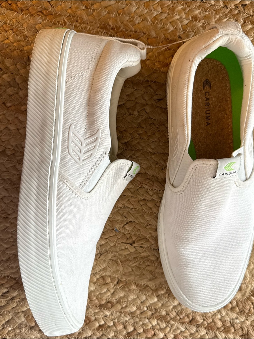 Cariuma White Canvas Slip-On Loafers with Green Insole Accent